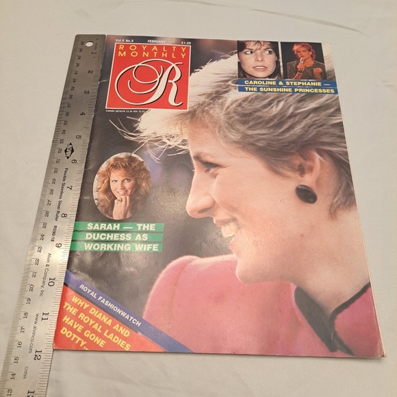 ROYALTY MONTHLY MAGAZINE - PRINCESS DIANA COVER (FEBRUARY 1987, VOL.6 NO.5) - Picture 10 of 10